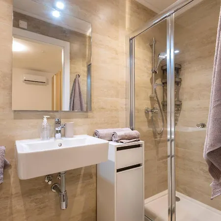 Apartamento Beautiful Modern 2br